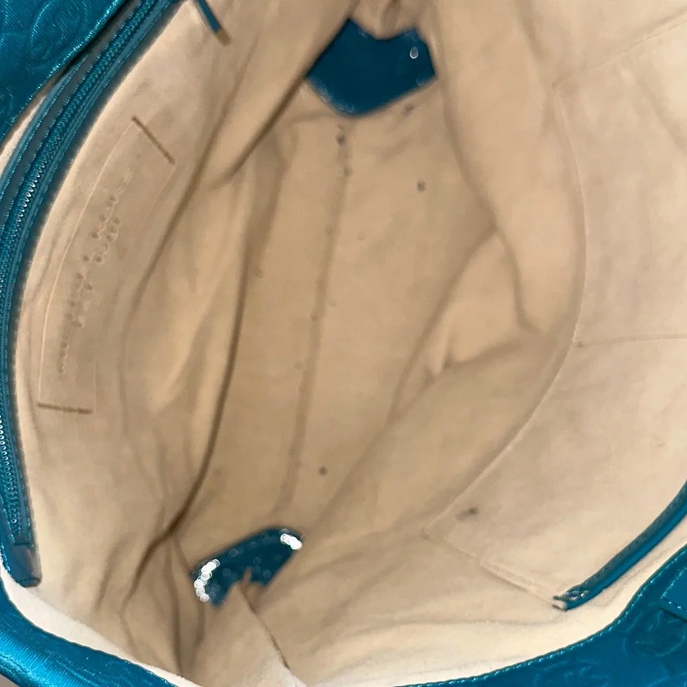 Michael Kors Signature Neoprene Tote‎